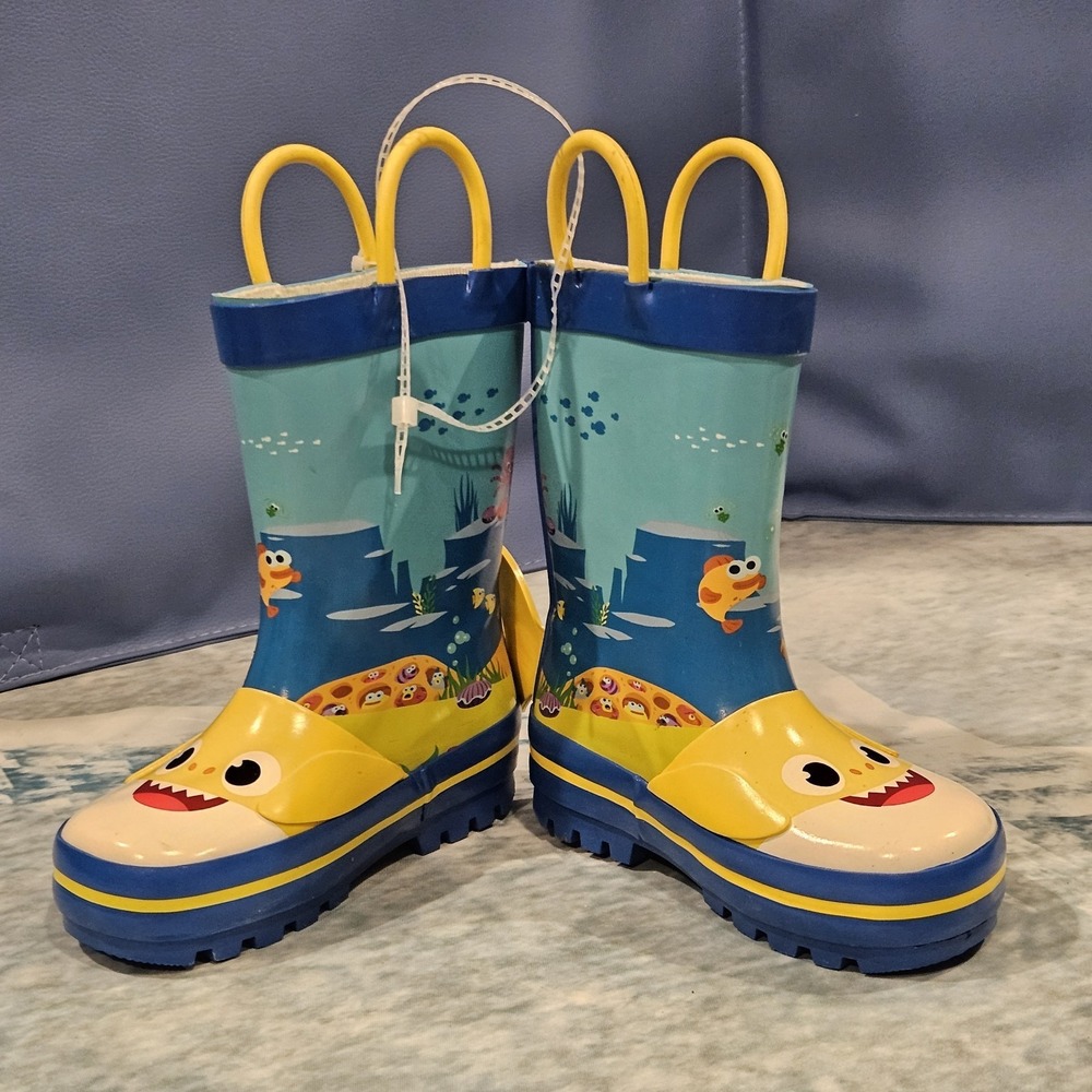 Pinkfong Baby‎ Shark Toddler Rain Boots Size 5/6 Kids Waterproof NWT